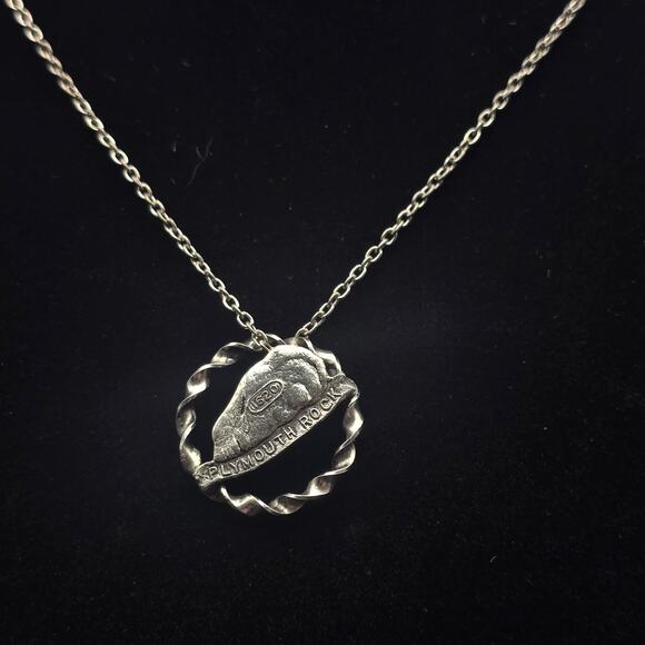 Plymouth Rock Pendant Necklace Silver Tone Vintage Massachusetts Souvenir - Picture 6 of 9